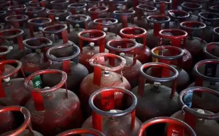 വാണിജ്യാവശ്യത്തിനുള്ള പാചകവാതക വിലയിൽ  25 രൂപയുടെ വർധന