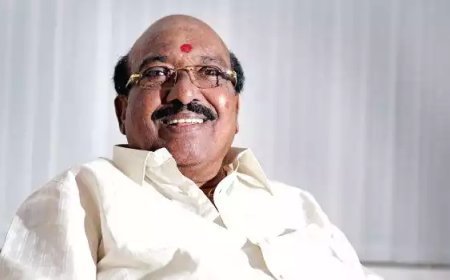 ശശി തരൂരിന്റെ രാഷ്ട്രീയ ഭാവി അവസാനിച്ചെന്ന് വെള്ളാപ്പള്ളി നടേശൻ