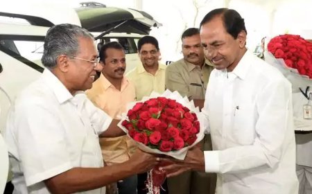 മൂന്നാംമുന്നണി നീക്കം ഊർജ്ജിതം; പിണറായി വിജയൻ കെസിആറിന്റെ റാലിയിൽ പങ്കെടുക്കും