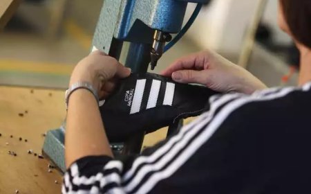 തോം ബ്രൗൺ ബ്രാൻഡ് ലോഗോ കേസ്; നിയമപോരാട്ടത്തിൽ തോറ്റ് അഡിഡാസ്