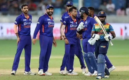 മൂന്നാം ഏകദിന മത്സരത്തിൽ ഇന്ത്യയ്ക്ക് ടോസ്; ഇന്ത്യ ബാറ്റിങ് തിരഞ്ഞെടുത്തു