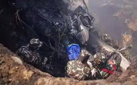 നേപ്പാൾ വിമാന ദുരന്തം; അപകട സ്ഥലത്ത് നിന്ന് ആരെയും ജീവനോടെ രക്ഷിക്കാനായില്ലെന്ന് സൈന്യം