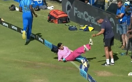 Watch: TV Anchor Falls As Fielder Crashes With Her. Then Says This