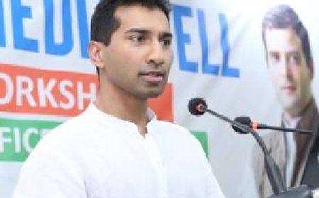 അനിൽ ആന്റണി പാർട്ടിയിലെ പദവികളിൽനിന്ന് രാജിവച്ചു