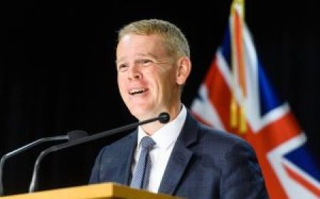 ക്രിസ് ഹിപ്കിൻസ് ന്യൂസിലൻഡിന്റെ 41ാം പ്രധാനമന്ത്രിയായി  സത്യപ്രതിജ്ഞ ചെയ്തു