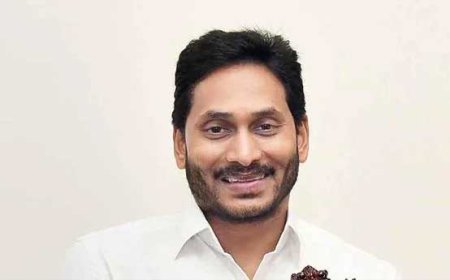 ജഗന്മോഹന് റെഡ്ഡി സഞ്ചരിച്ച വിമാനം അടിയന്തരമായി നിലത്തിറക്കി