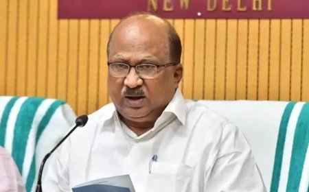 ‘ശമ്പളം വേണ്ട, പകരം ഓണറേറിയം മതി’: സർക്കാരിന് കത്ത് നൽകി കെ വി തോമസ്