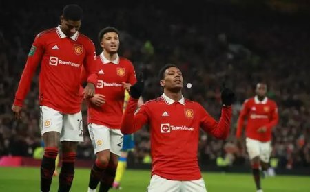 ലീ​ഗ് കപ്പ് കലാശപ്പോരിൽ മാഞ്ചസ്റ്റർ ന്യൂകാസിലിനെ നേരിടും