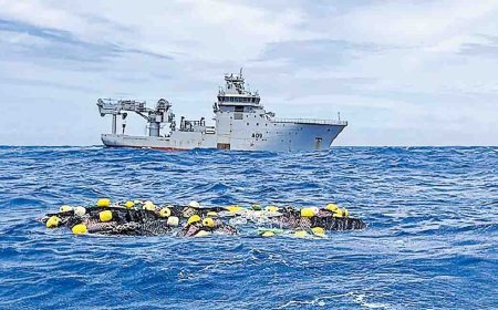 പസിഫിക്കിൽ ഒഴുകി 2600 കോടി രൂപയുടെ മൂന്നര ടൺ കൊക്കെയ്ൻ