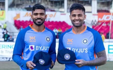 ആദ്യ മത്സരത്തിൽ ഓസ്ട്രേലിയയ്ക്ക് ബാറ്റിങ്; ഇന്ത്യക്കായി സൂര്യയും ഭരത്തും അരങ്ങേറി