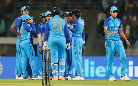 വനിത ട്വന്റി20 കപ്പിന് മുന്നോടിയായുള്ള സന്നാഹമത്സരത്തിൽ ഓസ്ട്രേലിയയോട് പരാജയപ്പെട്ട് ഇന്ത്യ