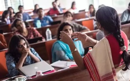 വനിതാ മുന്നേറ്റം; സംസ്ഥാനത്തെ കോളേജുകളില് പഠിതാക്കളും അധ്യാപകരും കൂടുതലും സ്ത്രീകൾ