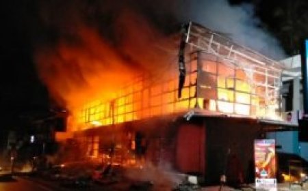 കൊച്ചിയിലും തിരുവനന്തപുരത്തും തീപിടിത്തം, തീയണക്കാൻ ശ്രമം