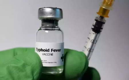 കാരുണ്യ വഴി ടൈഫോയ്ഡ് വാക്സിൻ കുറഞ്ഞ വിലയ്ക്ക് ലഭ്യമാക്കും; ആരോഗ്യമന്ത്രി വീണാ ജോർജ്