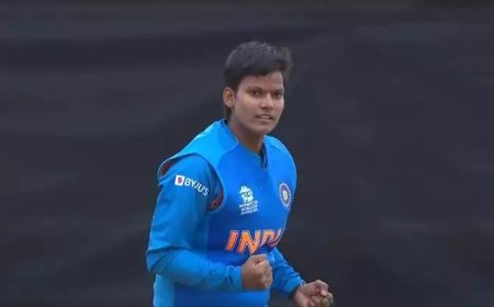 റെക്കോർഡ് നേട്ടവുമായി ദീപ്തി; ടി20യിൽ ഇന്ത്യയ്ക്കായി 100 വിക്കറ്റ് വീഴ്ത്തുന്ന ആദ്യ താരം