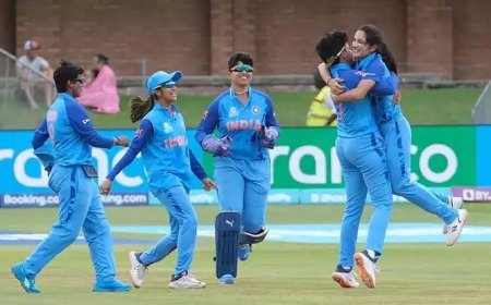 വനിതാ ടി20 ലോകകപ്പ്; ഇന്ത്യ സെമിയിൽ, അയർലൻഡിനെ പരാജയപ്പെടുത്തിയത് 5 റൺസിന്