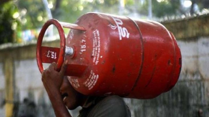 LPG Price| ഗാർഹിക സിലിണ്ടറിന് 50 രൂപയും വാണിജ്യ സിലിണ്ടറിന് 351 രൂപയും വർധിപ്പിച്ചു; പുതിയ വില പ്രാബല്യത്തിൽ