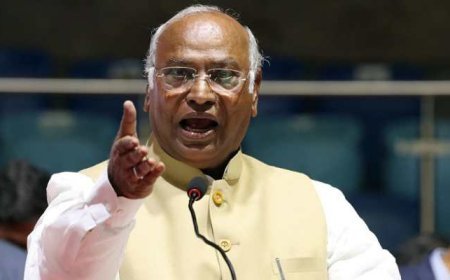 Wrestlers' Protest: 'Why Can't Daughters Get Justice', Mallikarjun Kharge Asks Centre