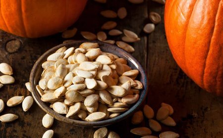 Do you eat pumpkin seeds? Men should definitely know! - pumpkin seeds | health benefits | eating pumpkin seeds | natural remedies | stress relief | insulin regulation