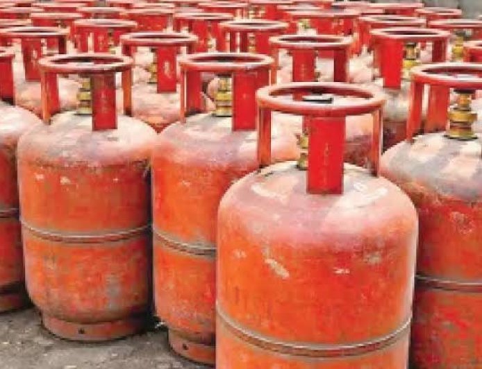 45 दिन इंतज़ार करने की ज़रूरत नहीं; केंद्र सरकार ने घरेलू LPG बुकिंग के नियम बदले